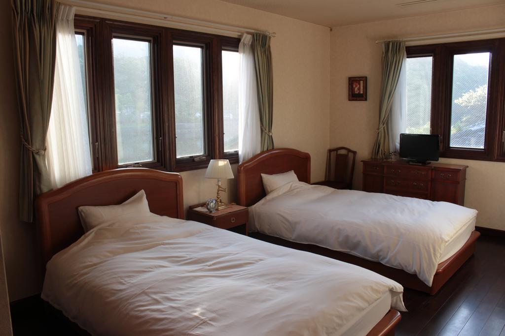 La Isla Tasse Hotel Yakushima  Bagian luar foto